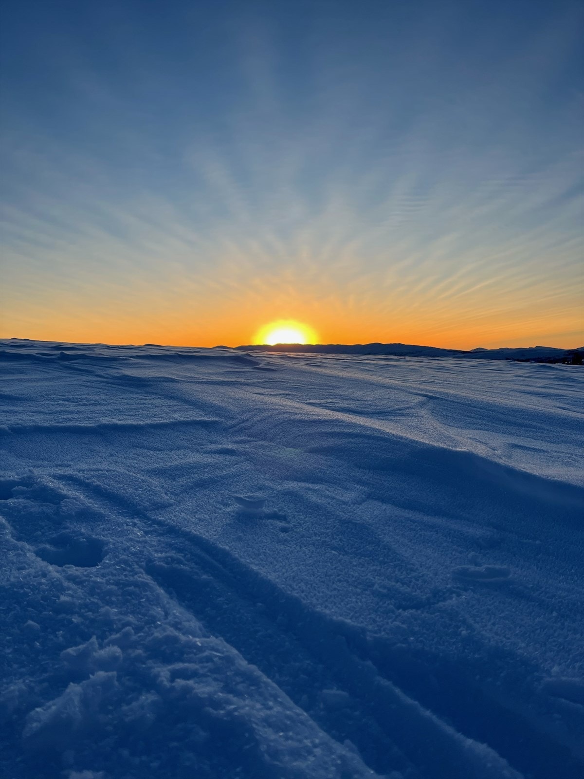 Solnedgang fra høyfjellet. Galleribilde