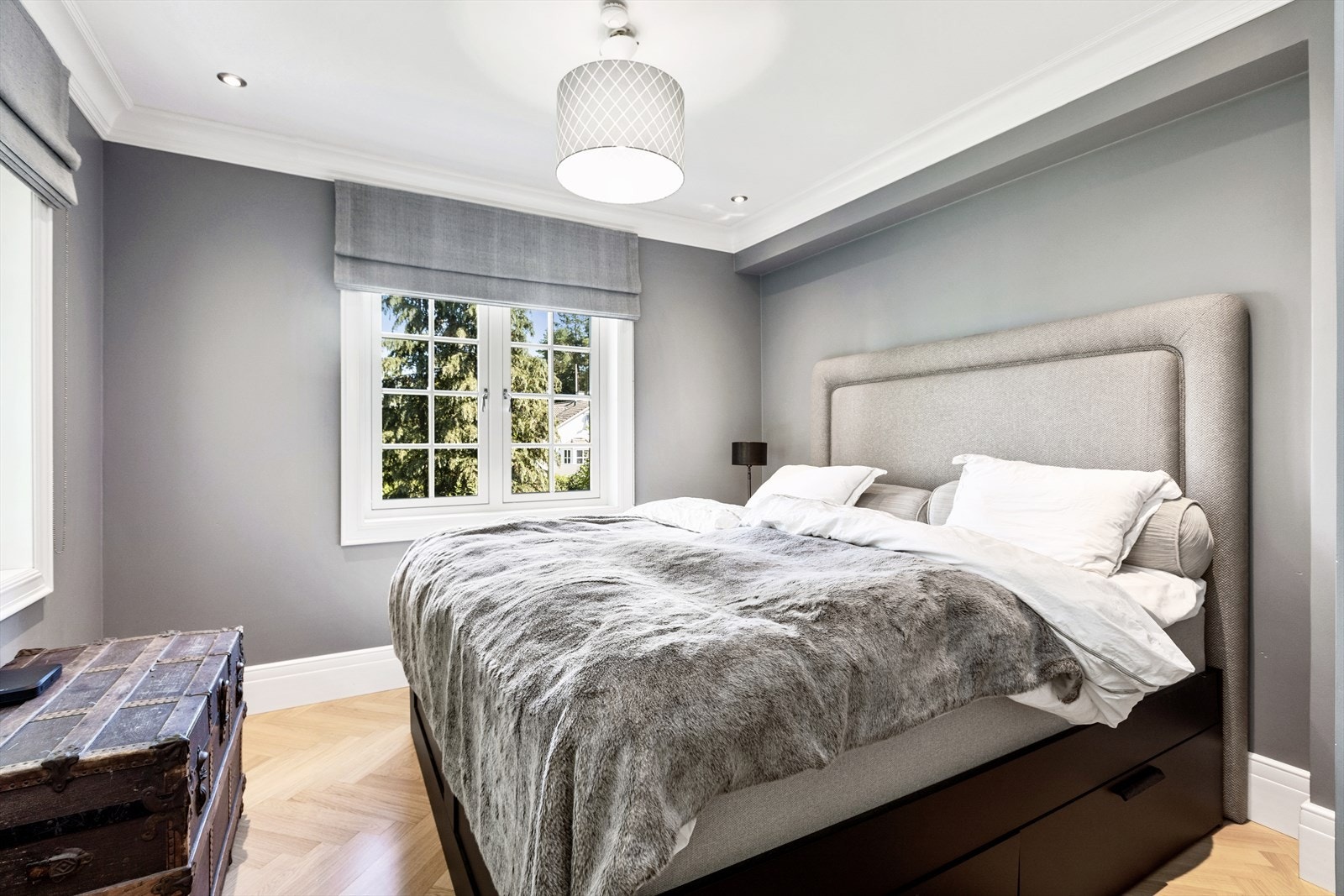 Soverom 2. Boligen har 4 romslige soverom. Galleribilde