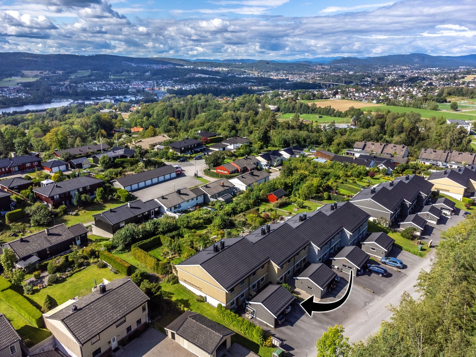 Meglerhuset Telemark /v Daniel Nes Yven har gleden av å presentere solrike Borgemarka 42A. Galleribilde
