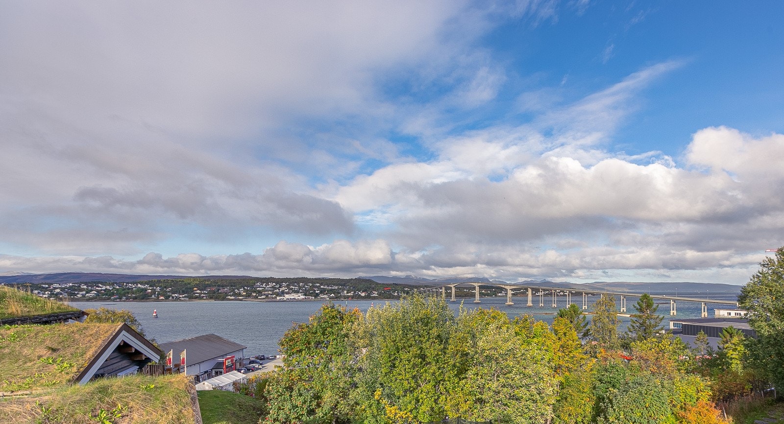Utsiktsbilde sett fra veranda. Galleribilde