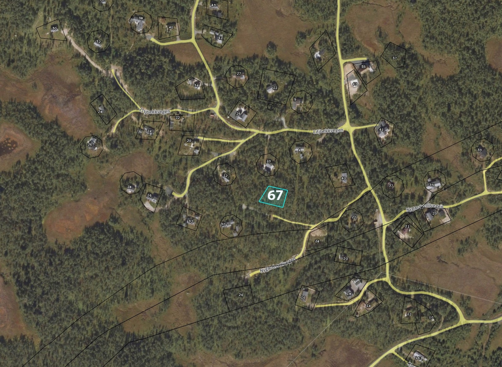 Tomt 67 er sørvest vendt beliggende på en svakt skrånende høyde Galleribilde