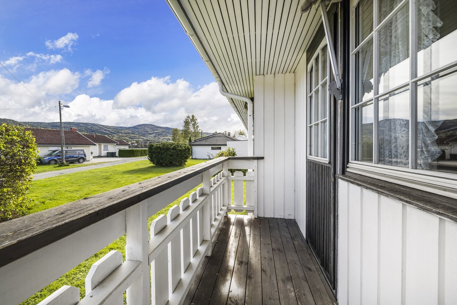 Balkong med utgang fra hovedsoverom. Galleribilde