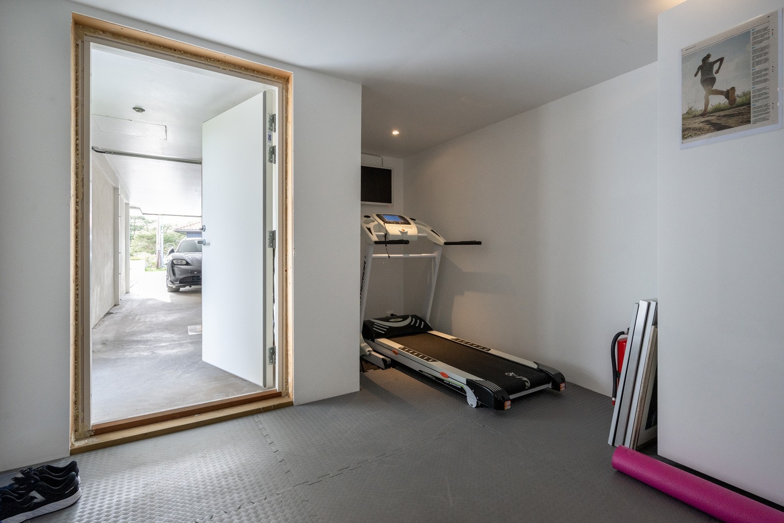 Her kan du innrede ditt eget trimrom - i carporten. Galleribilde