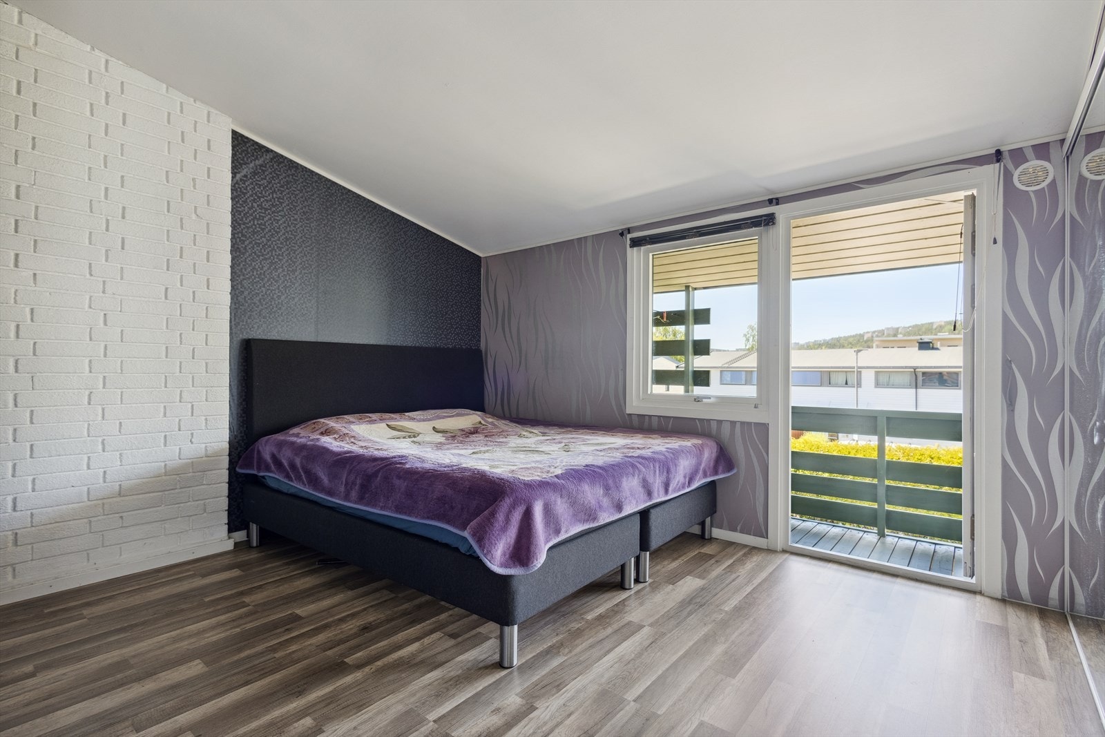 Boligens to soverom ligger i 2. etasje. Galleribilde