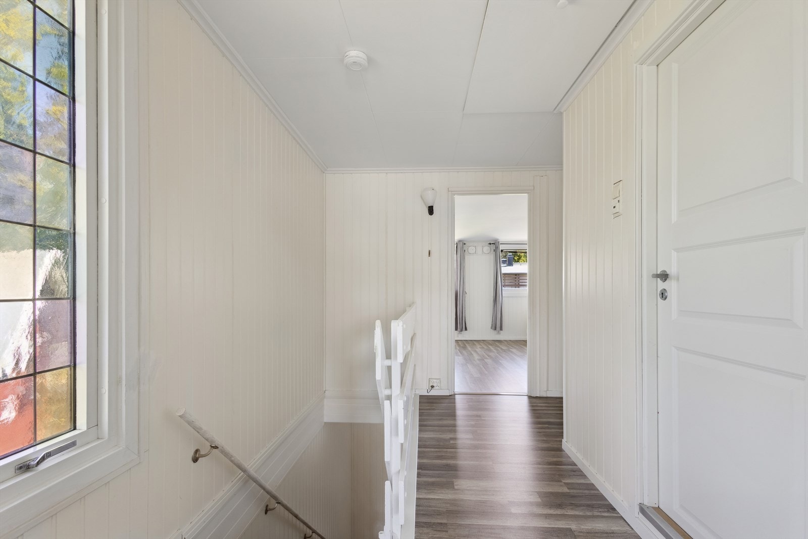 Gang til soverommene og bad. Galleribilde