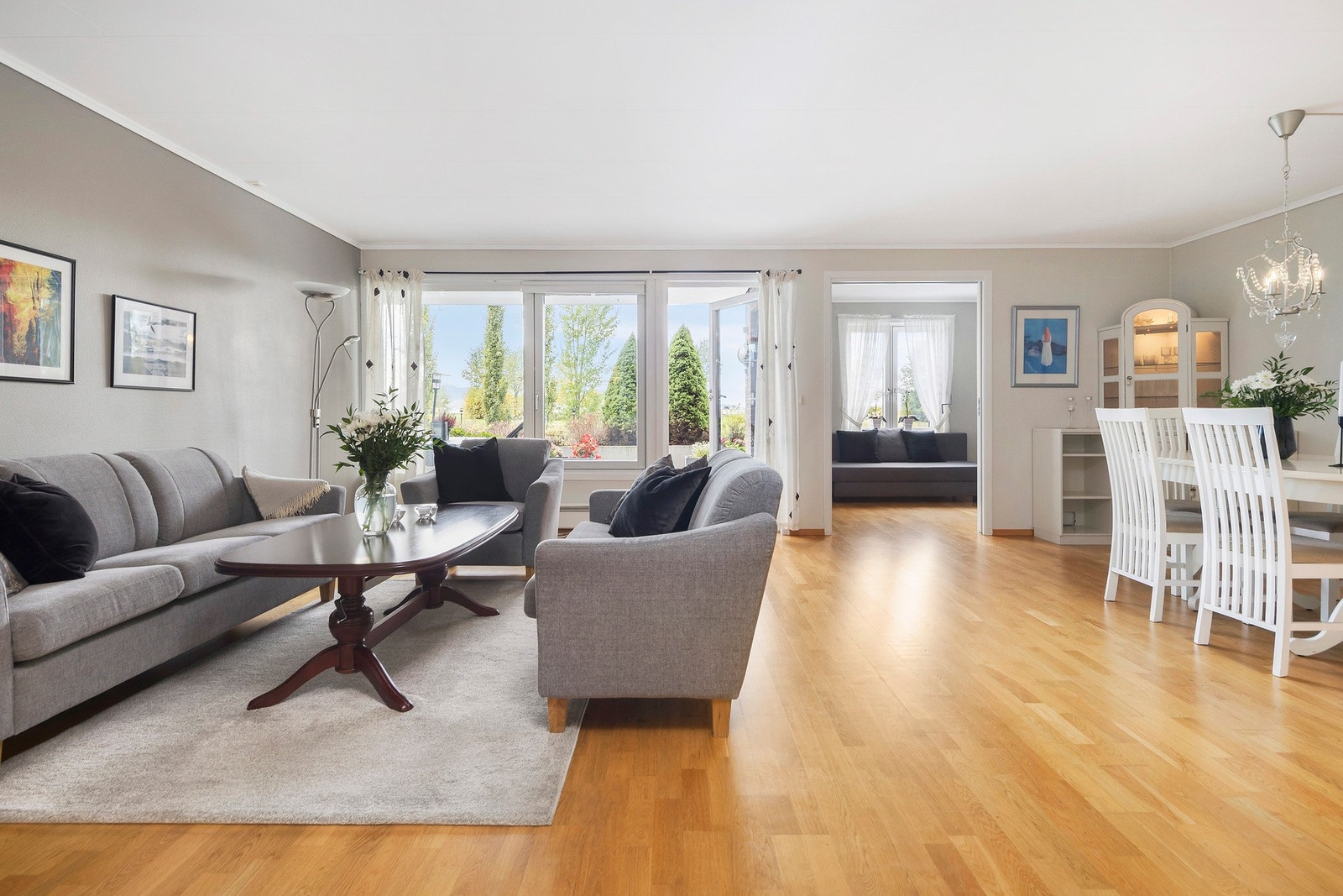 Leiligheten er på 78 kvm BRA og ligger fint til på bakkeplan. Galleribilde