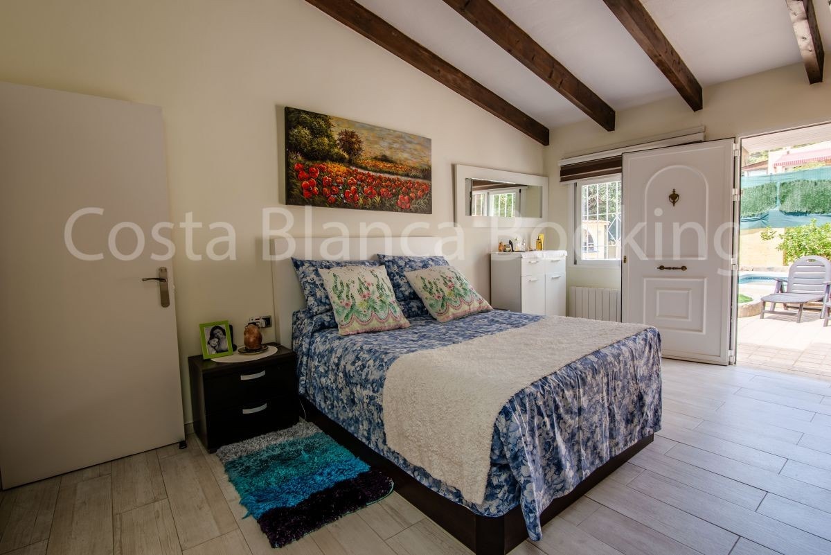 FAMILIEVENNLIG VILLA, NY RENOVERT Galleribilde