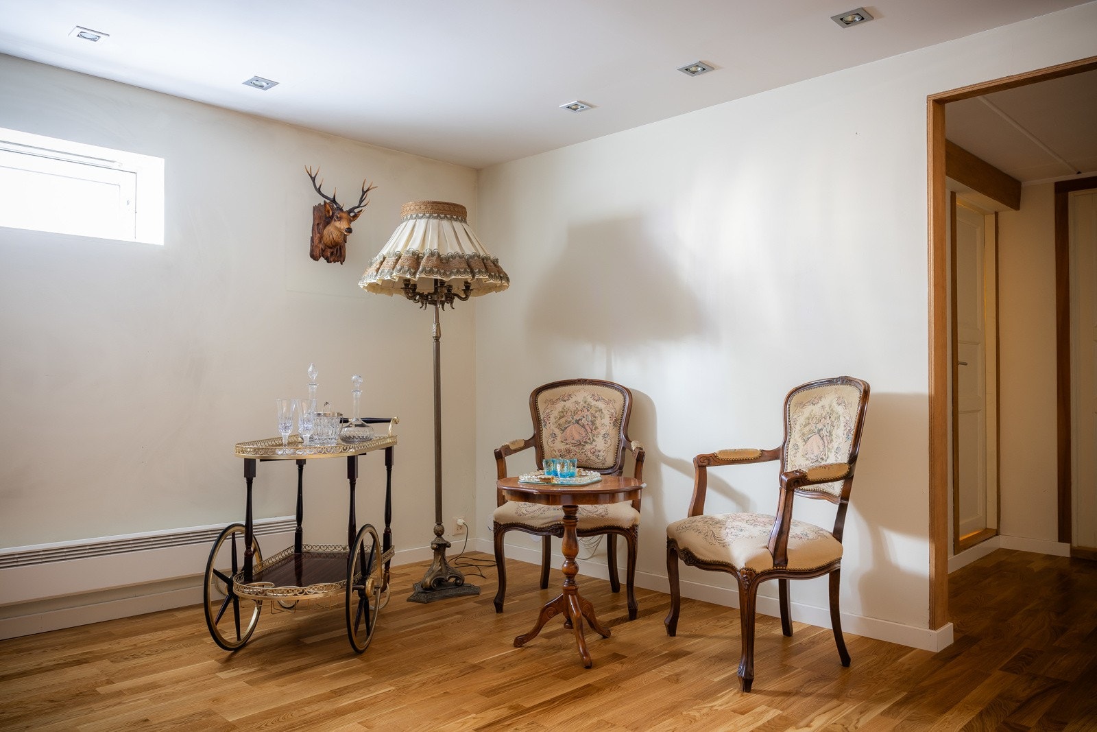 Å kjøpe et oppussingsobjekt handler ofte om å se et potensial. Man får sjansen til å fikse boligen akkurat slik man vi. Galleribilde