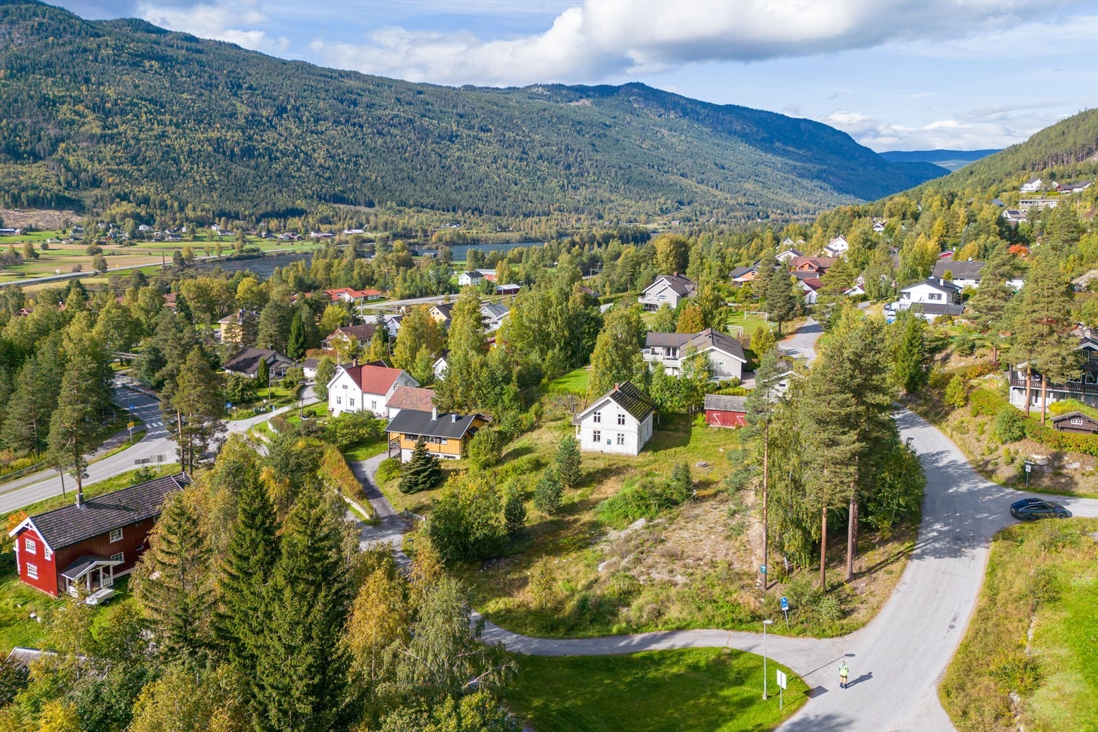 Trygg avstand fra Hallingdalselva Galleribilde
