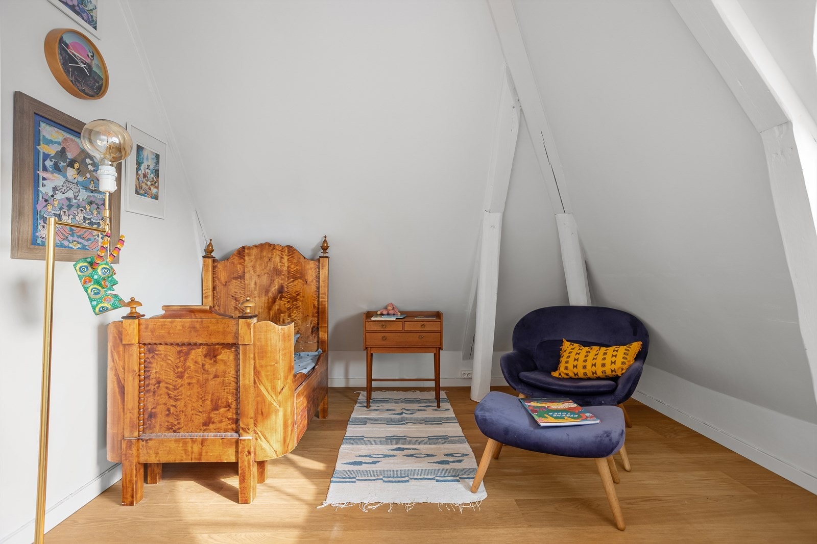 Det øvrige soverommet fungerer ypperlig som barnerom, gjesterom, kontor eller det man måtte ha behov for. Galleribilde