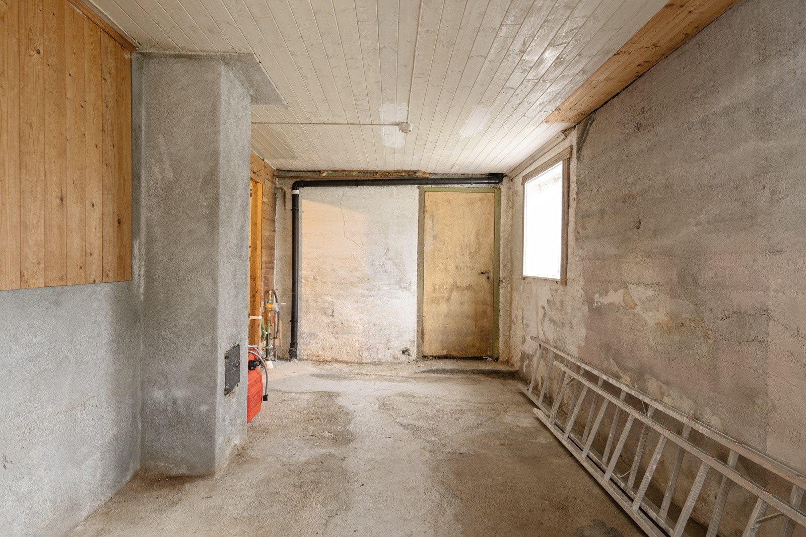 Kjellerrom Galleribilde