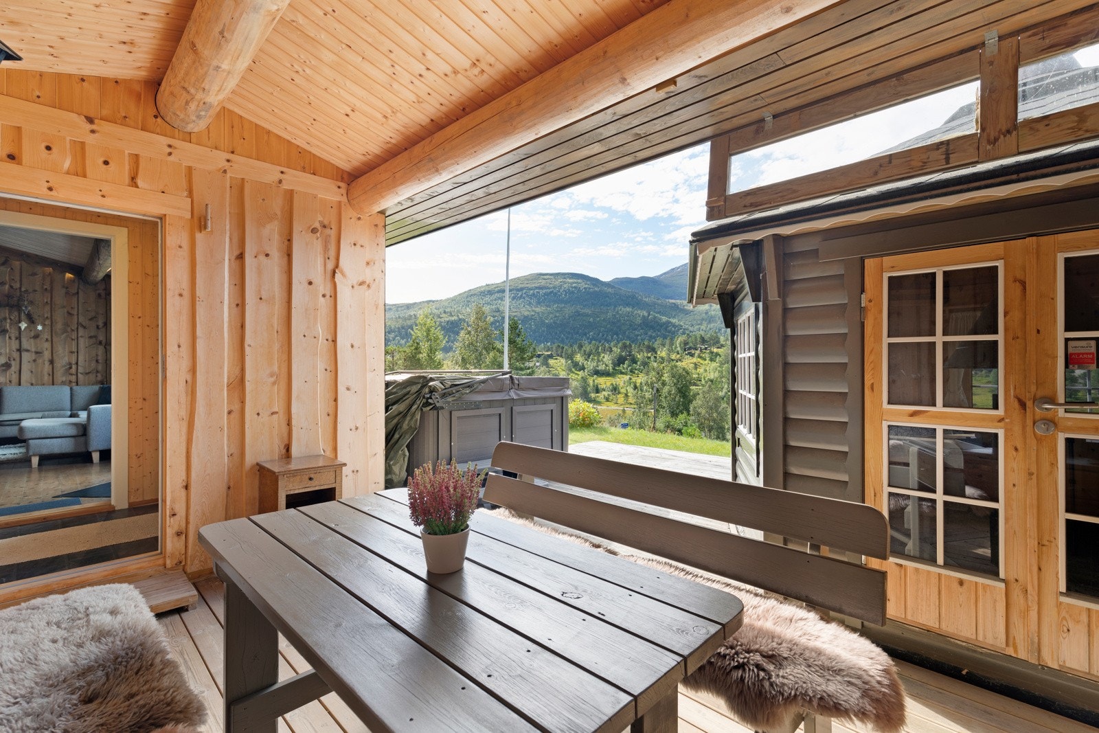 Grillhytte som ble oppført i 2014. Galleribilde
