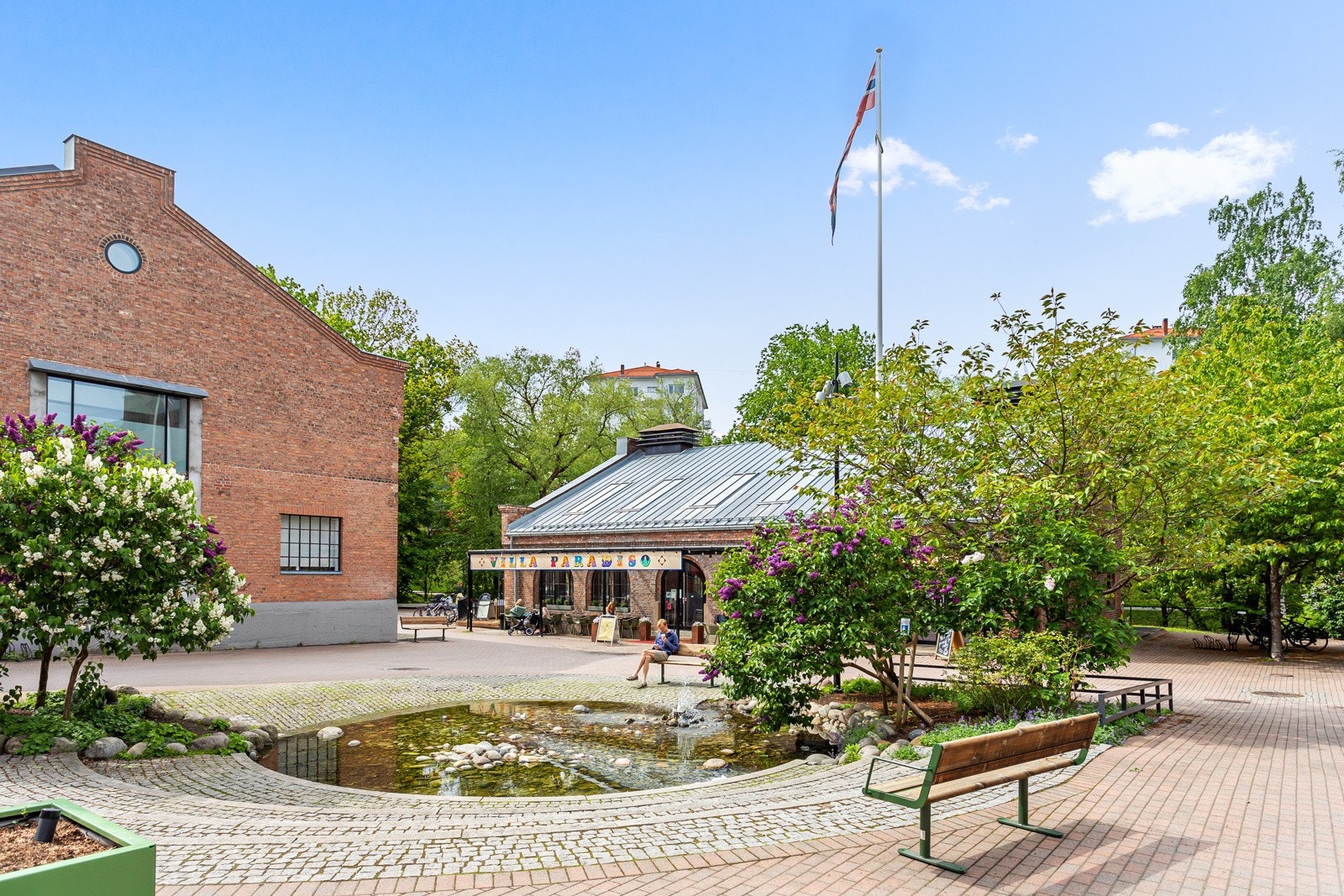 Lilleborg torg. Galleribilde