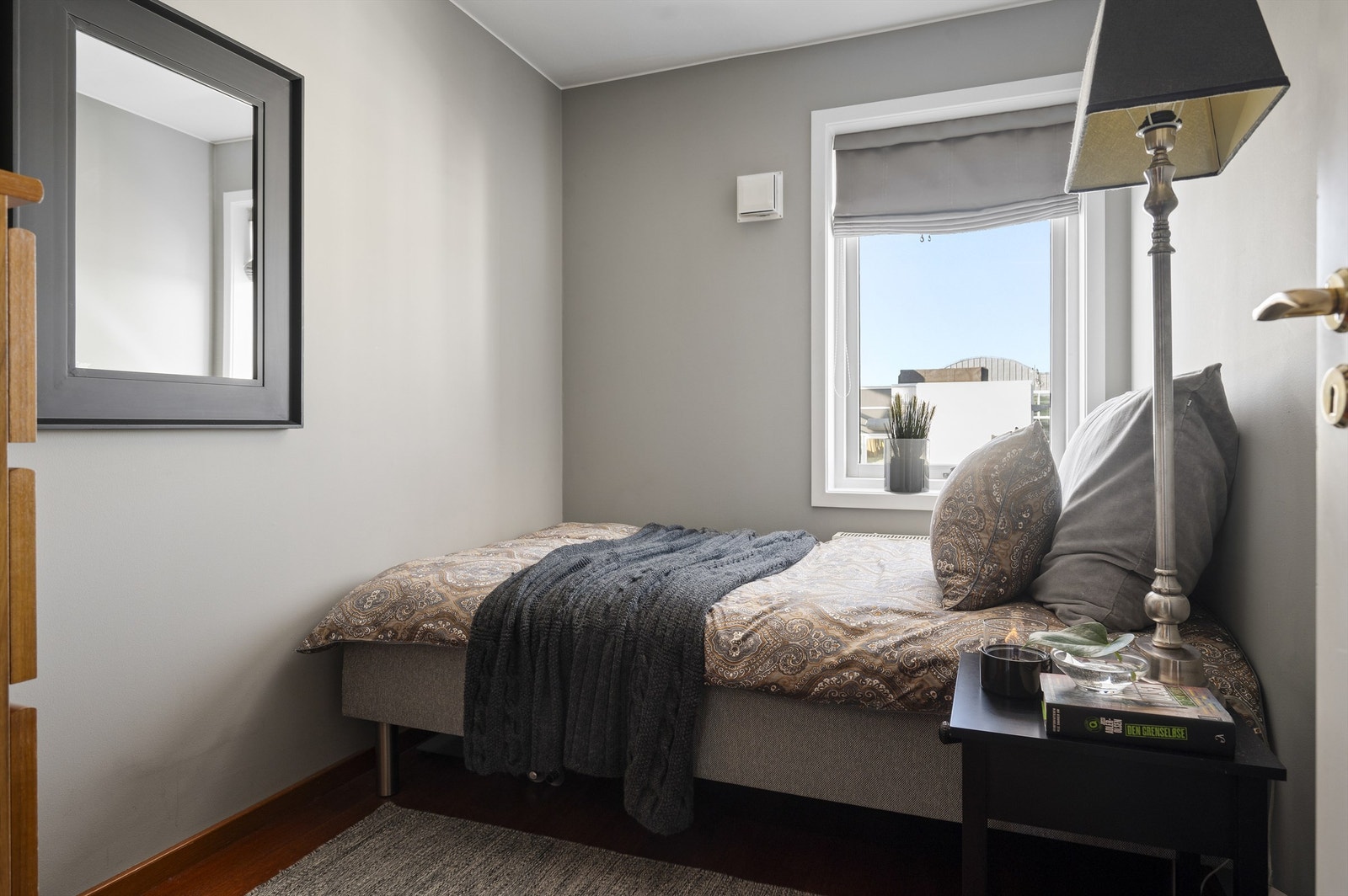 Soverom 2. fungerer godt som barnerom, gjesterom eller hjemmekontor. Galleribilde