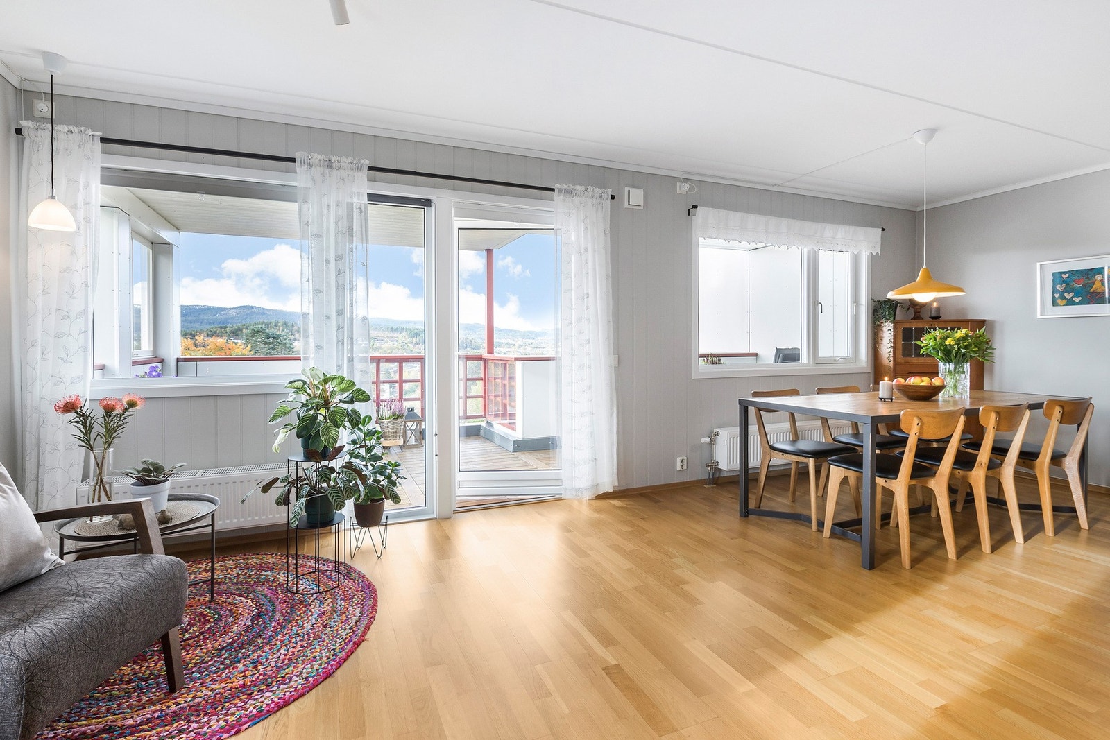 Størrelse og utforming gir god plass til flere sittegrupper. Galleribilde