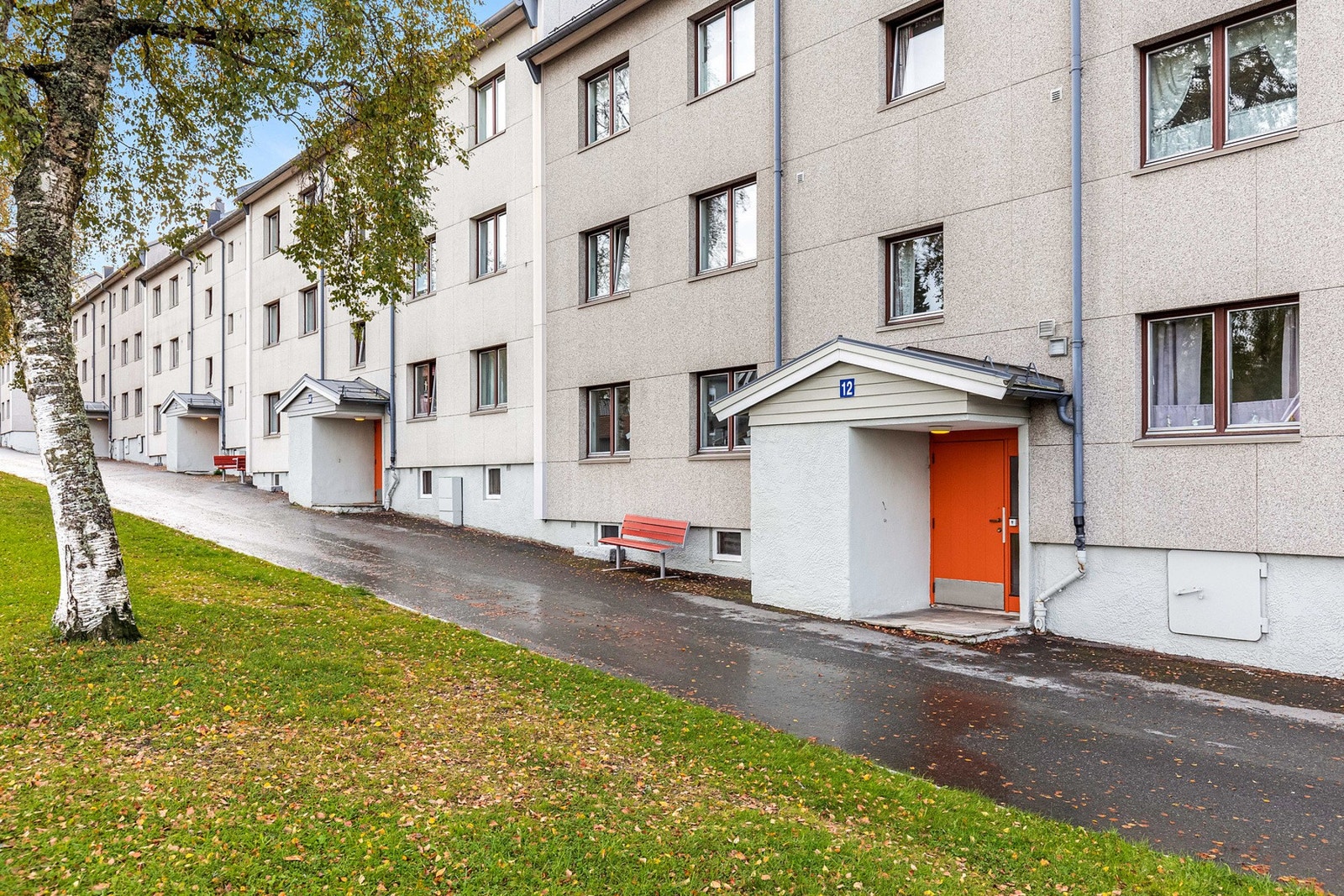 Under rehabiliteringen vil det også bli satt inn ny hovedinngangsdør, nye ståldører i fellesarealer, leilighetsdører og nytt låsesysytem. Galleribilde