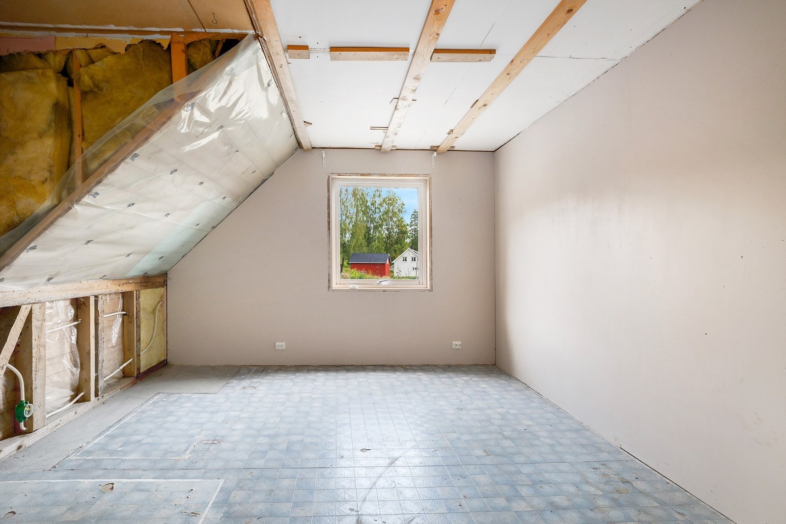 I 2.etasje har du 3 soverom med god størrelse. Galleribilde