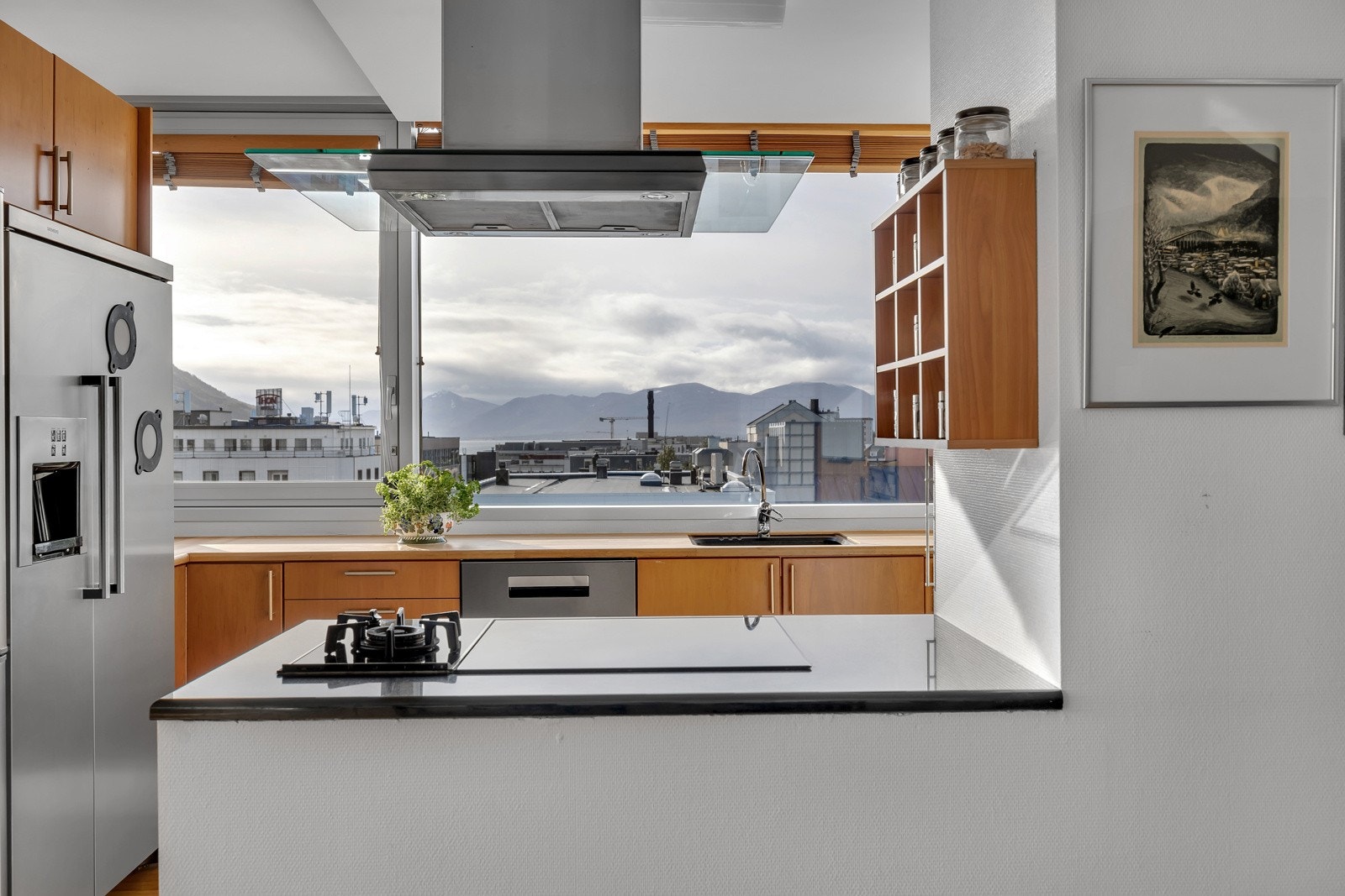 Godt med skap- og benkeplass Galleribilde