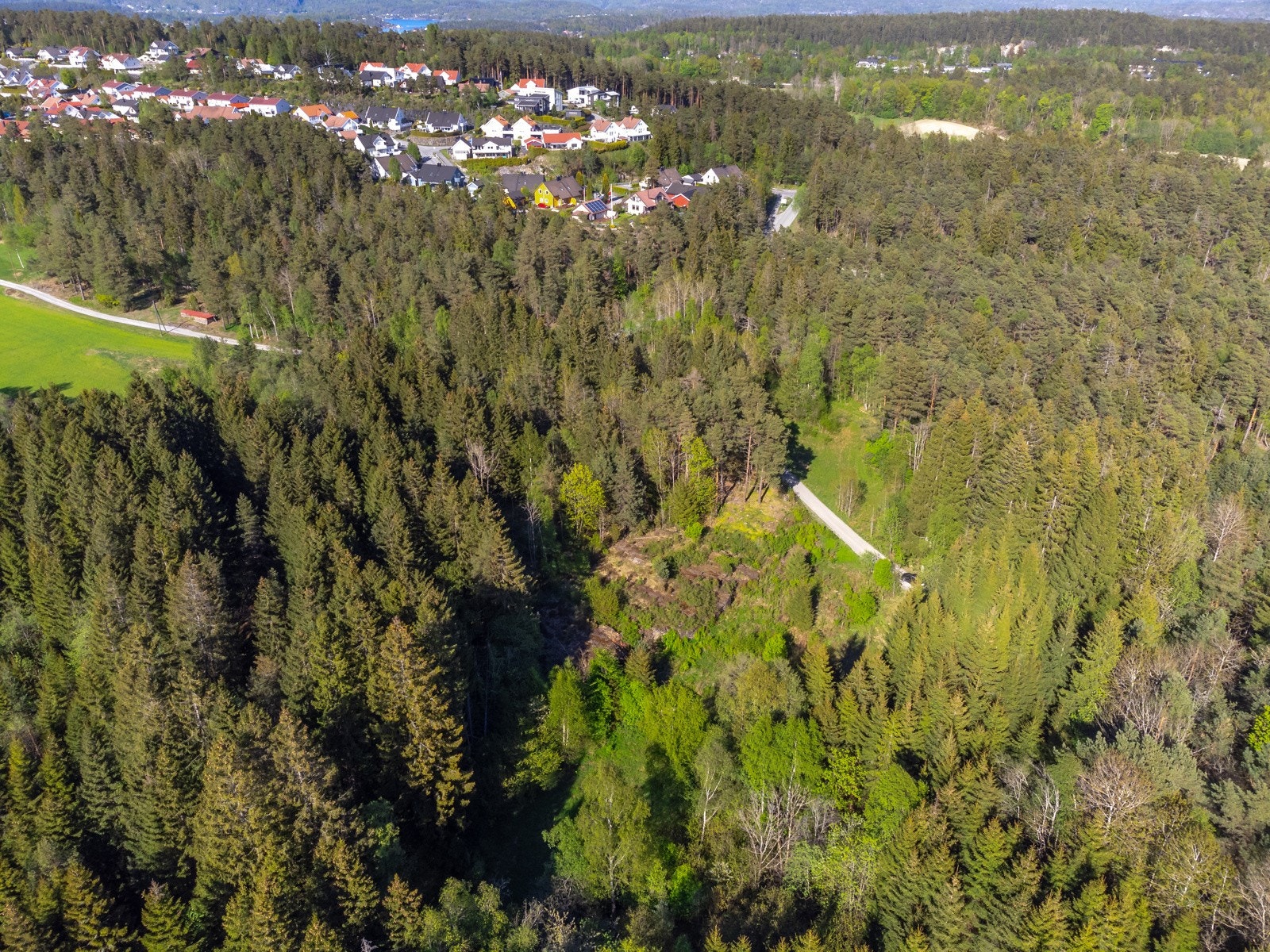 Kort vei til skoler og barnehager, samt E-18 Galleribilde
