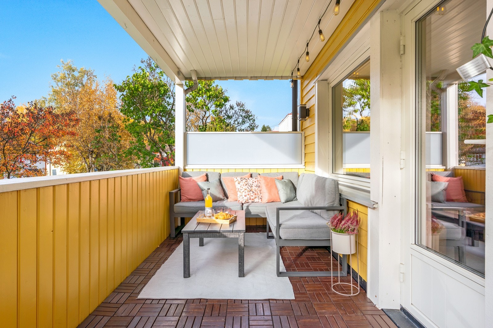 Her kan du nyte sommerhalvåret med sol fra tidlig morgen til kveld. Galleribilde