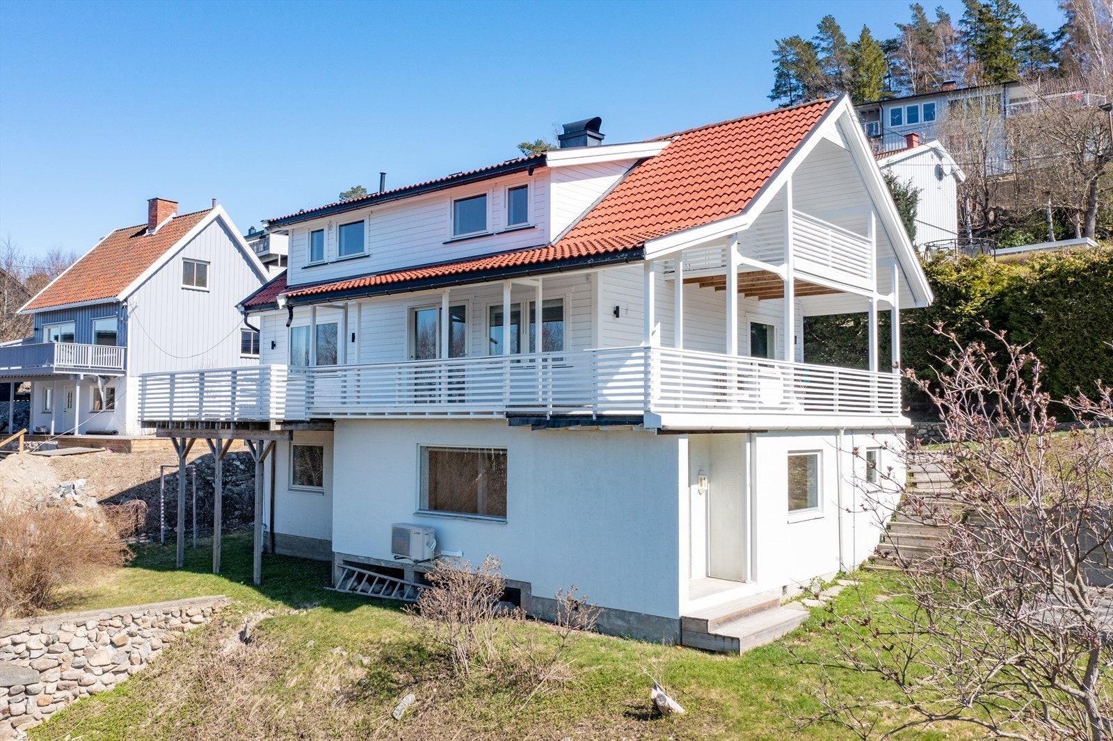 Innholdsrik enebolig med utleiedel/mulighet for generasjonsbolig. Galleribilde