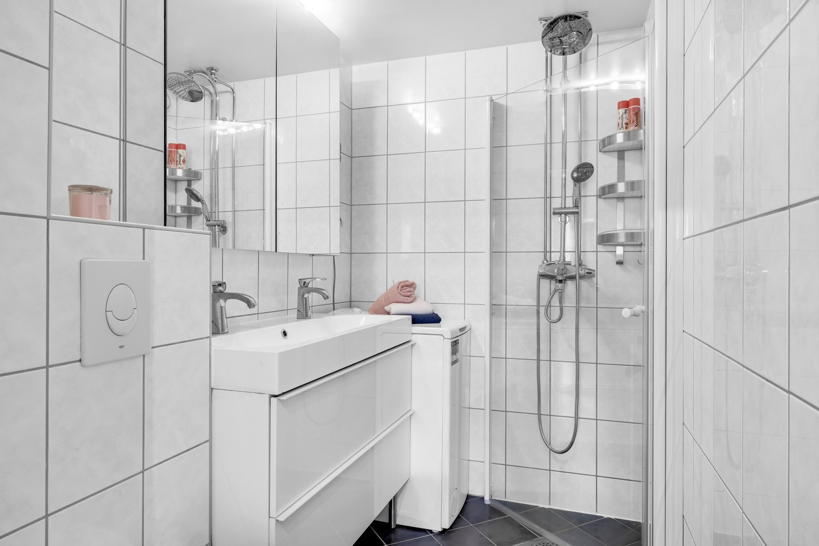 Elektrisk gulvvarme på badet Galleribilde