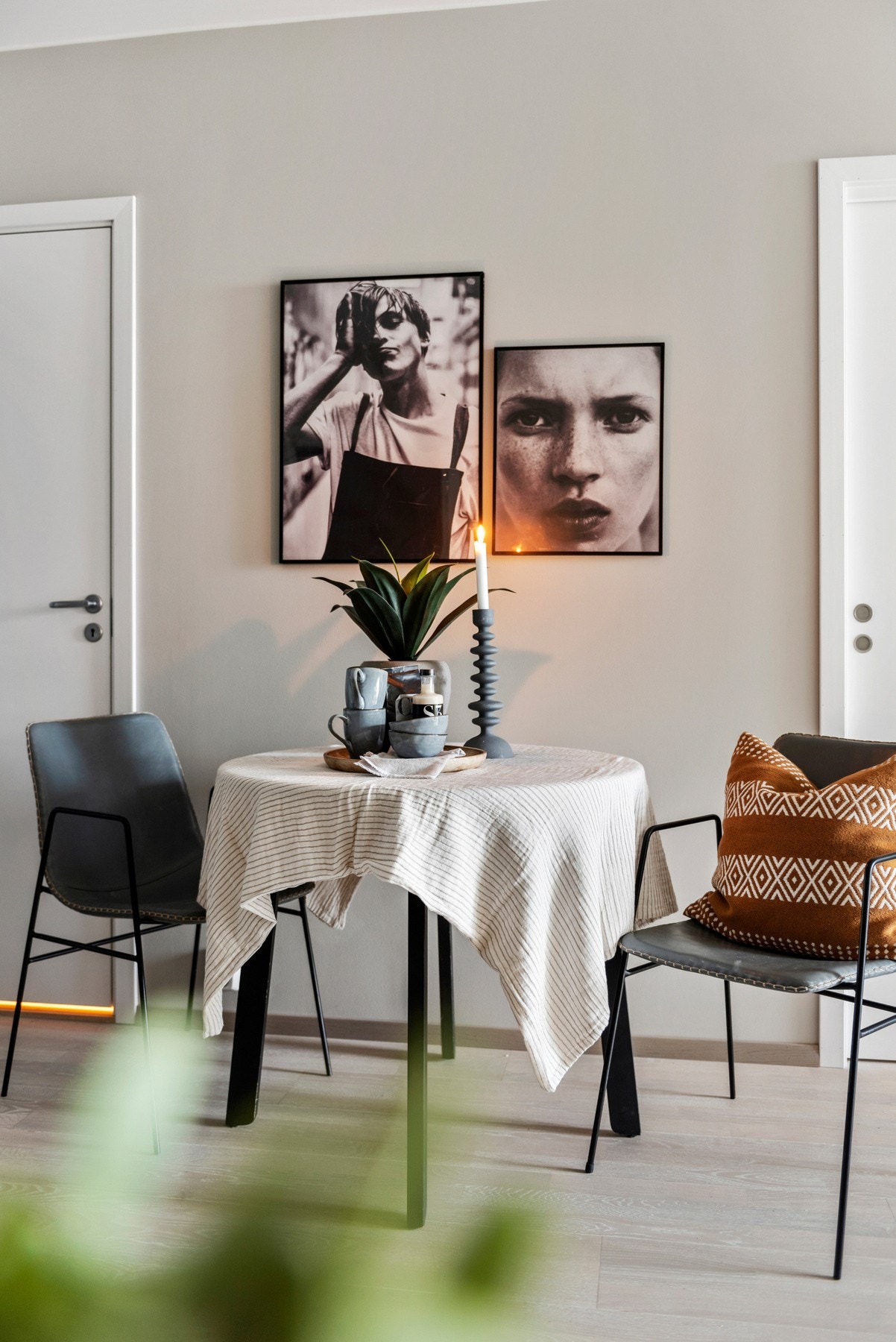 Bilder fra tilsvarende ferdigbygd leilighet i hus A Galleribilde