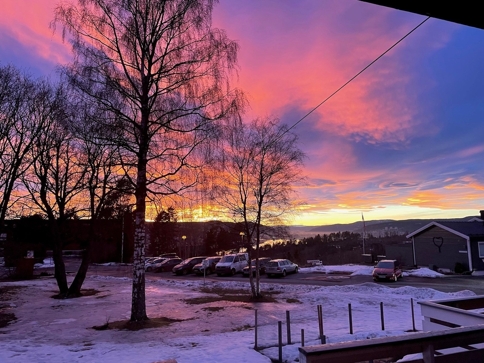 Utsikt fra balkong 1. etg (bilde tatt av selger) Galleribilde