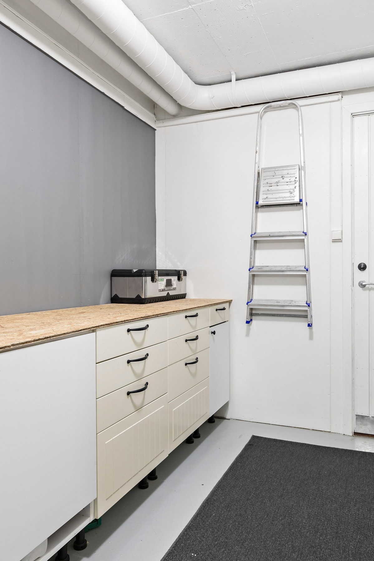 Hobbyrom/verksted på 7 kvm. Galleribilde