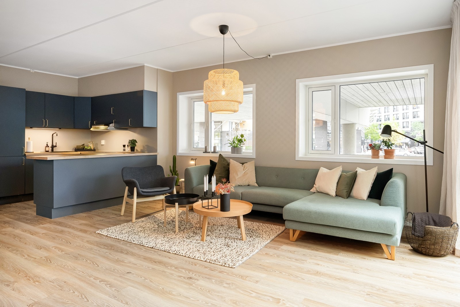 Lave felleskostnader som inkluderer bl.a. kabel-tv, internett, oppvarming og varmtvann. Galleribilde