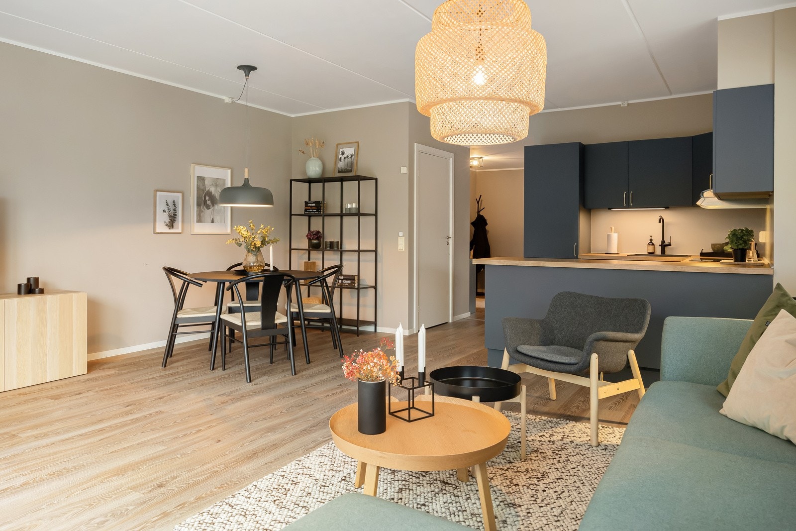 Vannbåren gulvvarme via fjernvarme er inkludert i felleskostnaden iht. á kontoprinsippet. Galleribilde