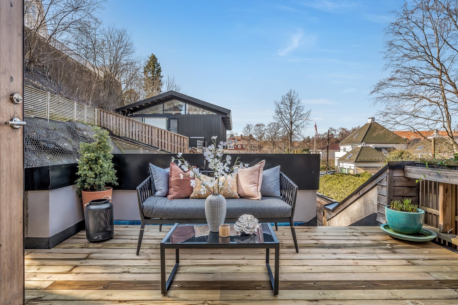 Flere hyggelige uteplasser. Galleribilde