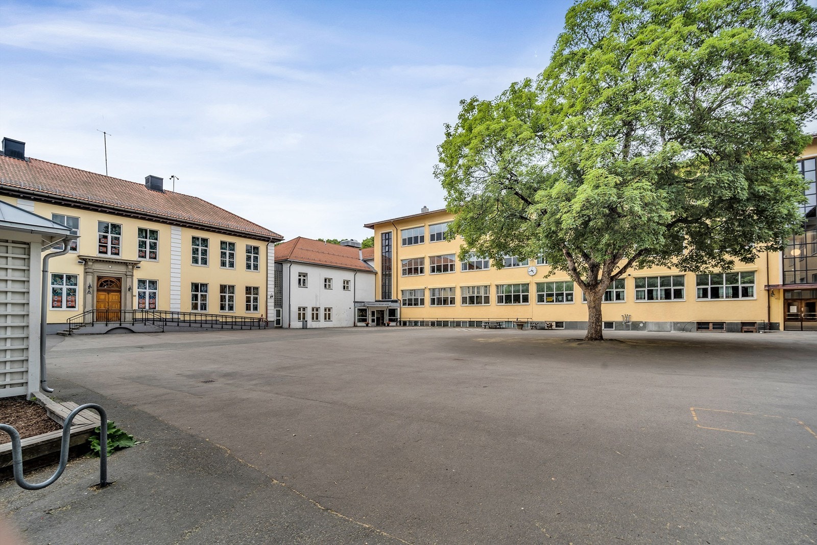 Bygdøy skole. Galleribilde