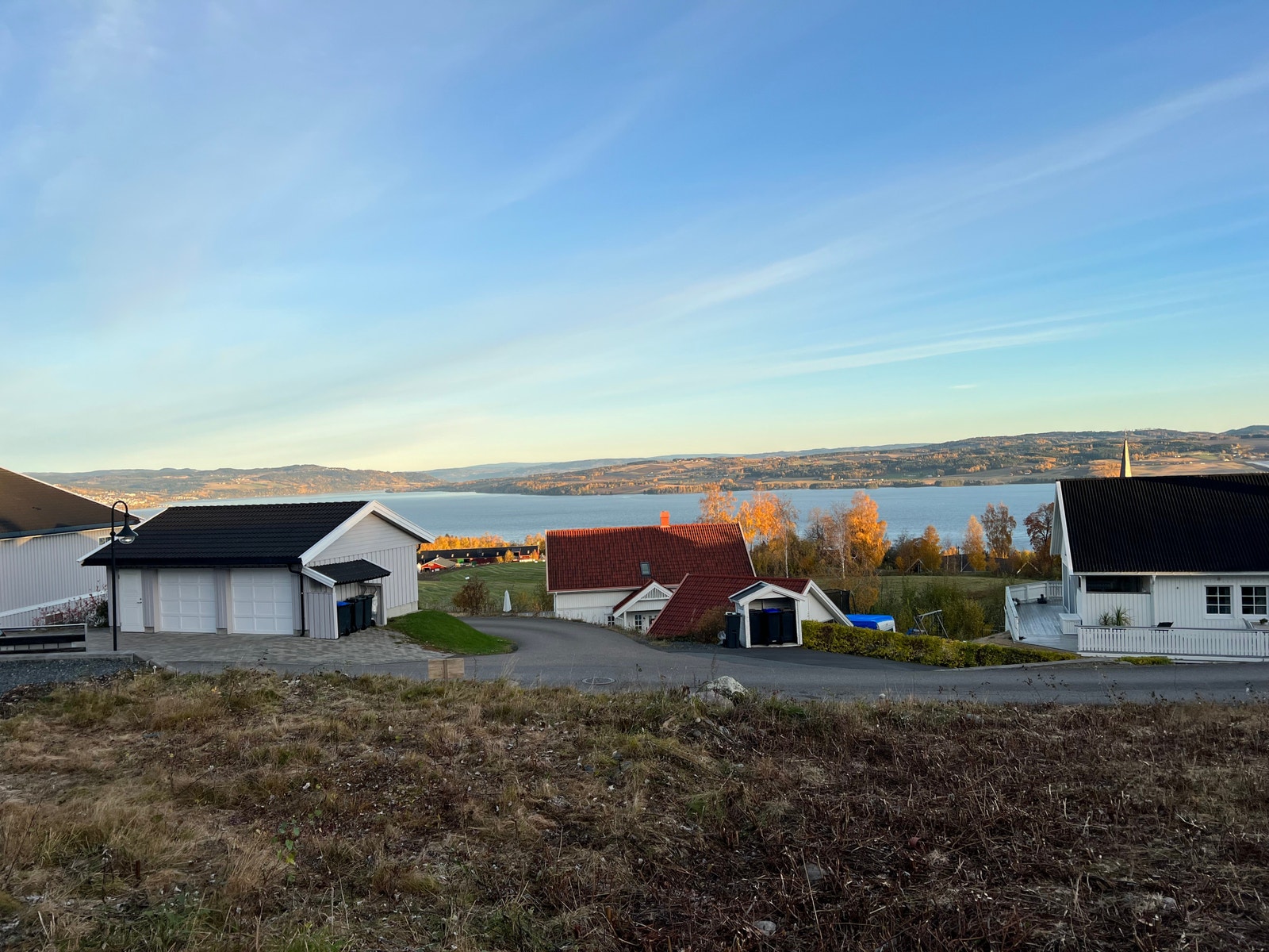Fantastisk utsikt over Mjøsa og Nes på Hedemarken Galleribilde