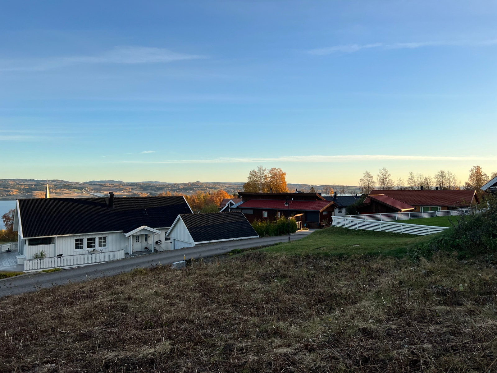 Utsikt mot sørøst. Galleribilde