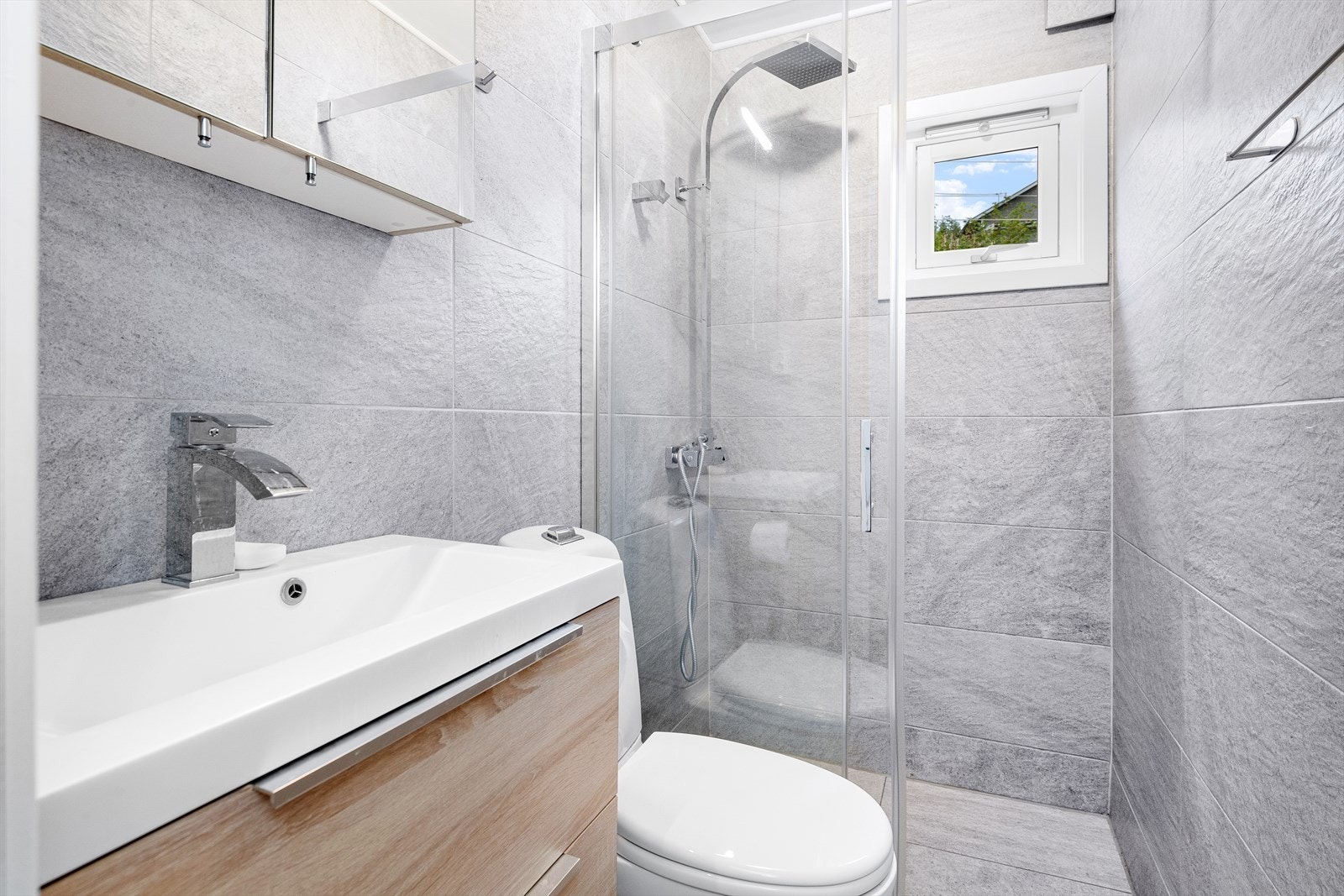 Pent baderom. Galleribilde