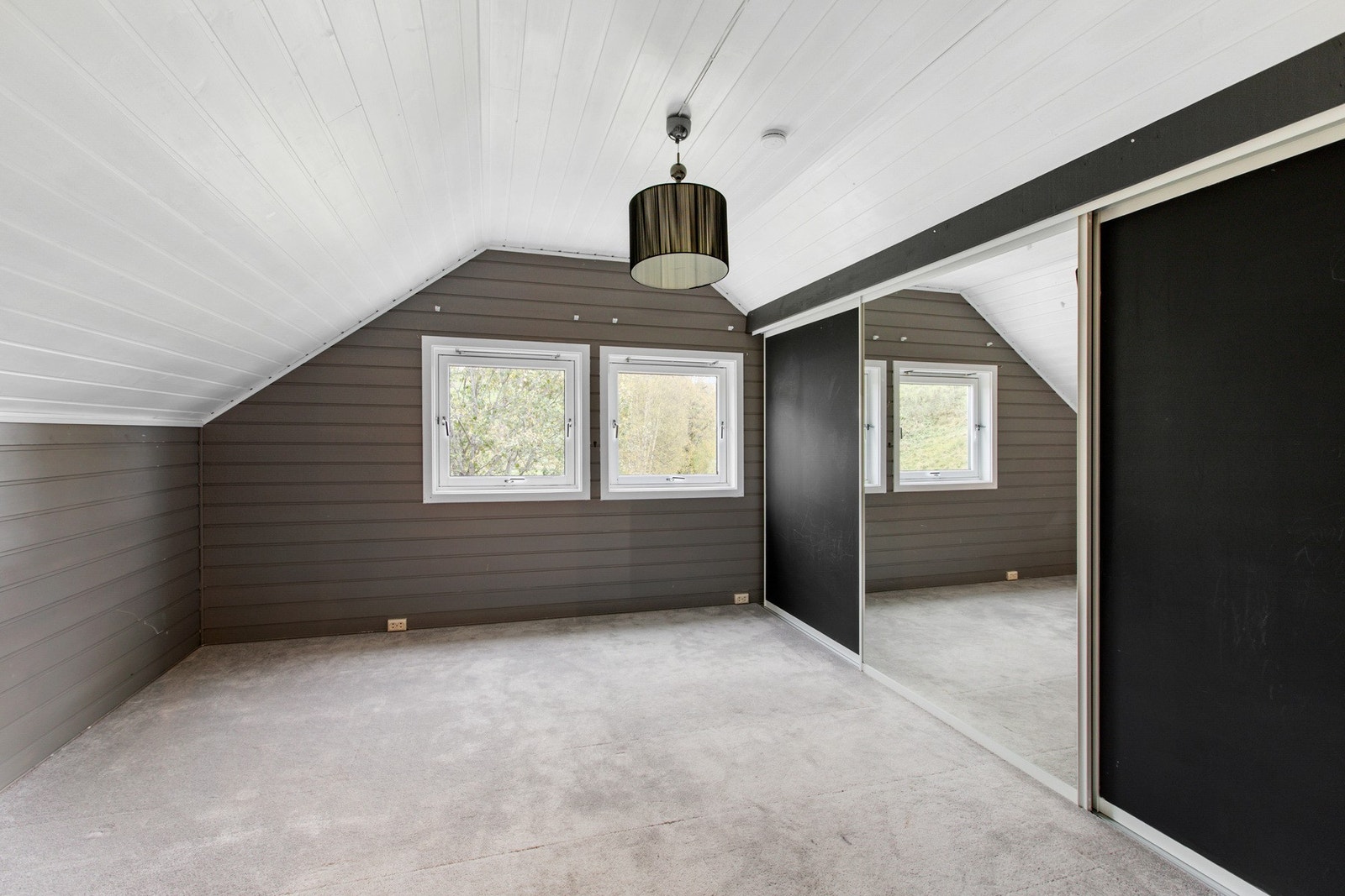 Hovedsoverom på ca. 12,5 kvm. Galleribilde