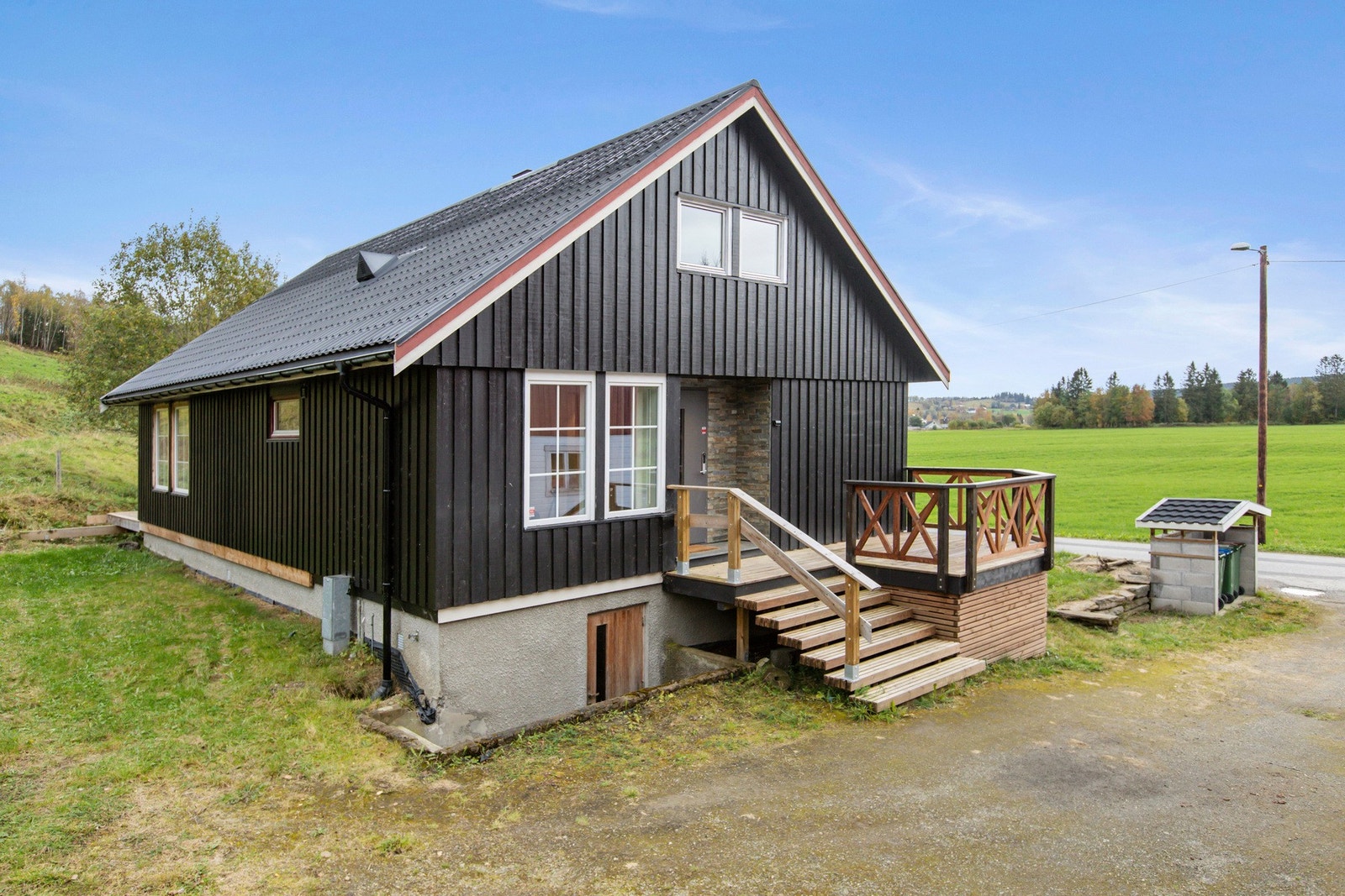 Enebolig på 218 BRA oppført i 1990. Galleribilde