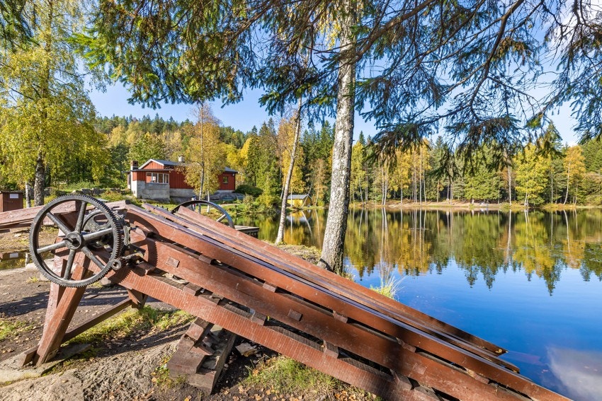 Isdammen ligger en kort spasertur unna Galleribilde