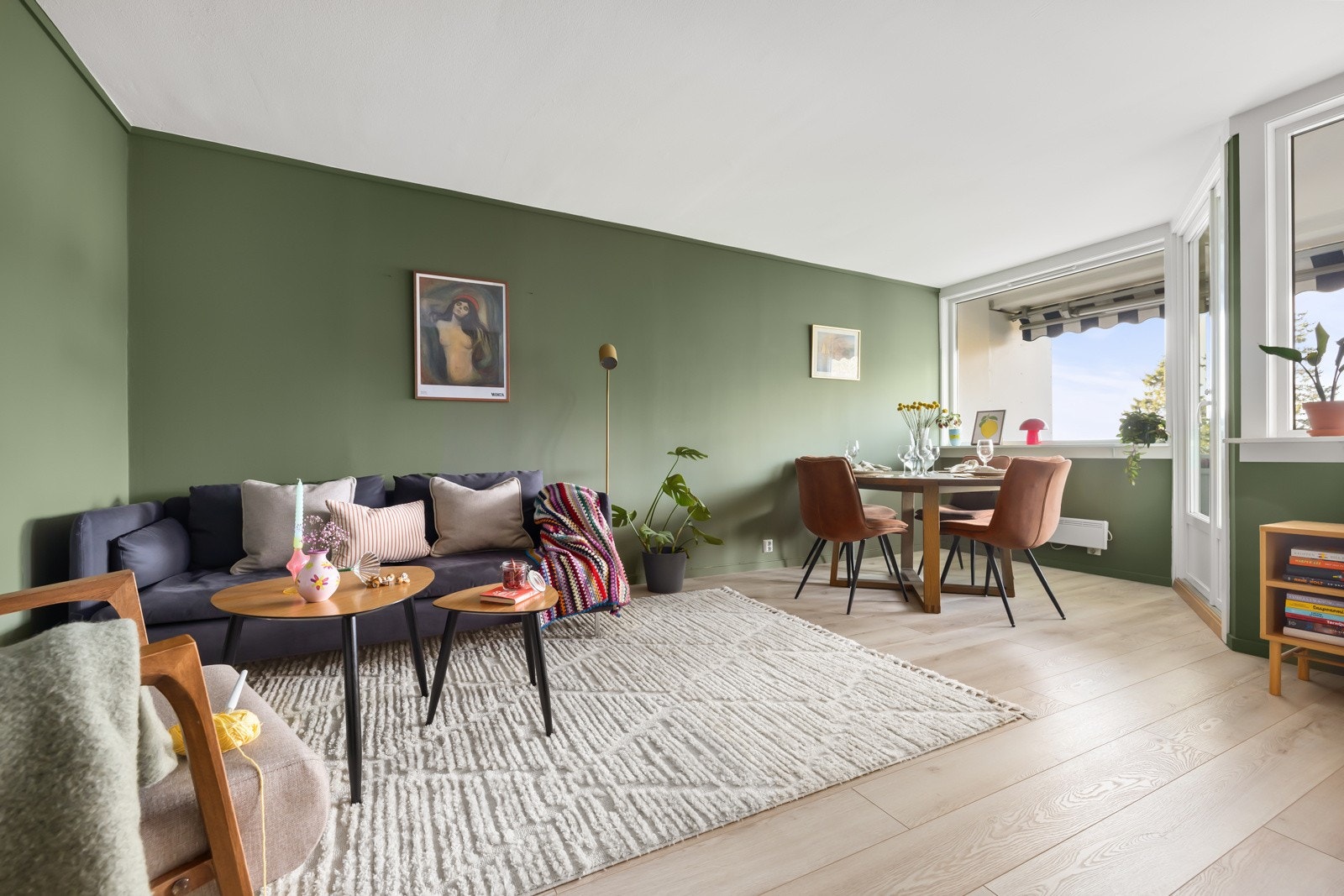 Stuen er enkel å innrede i ulike soner Galleribilde