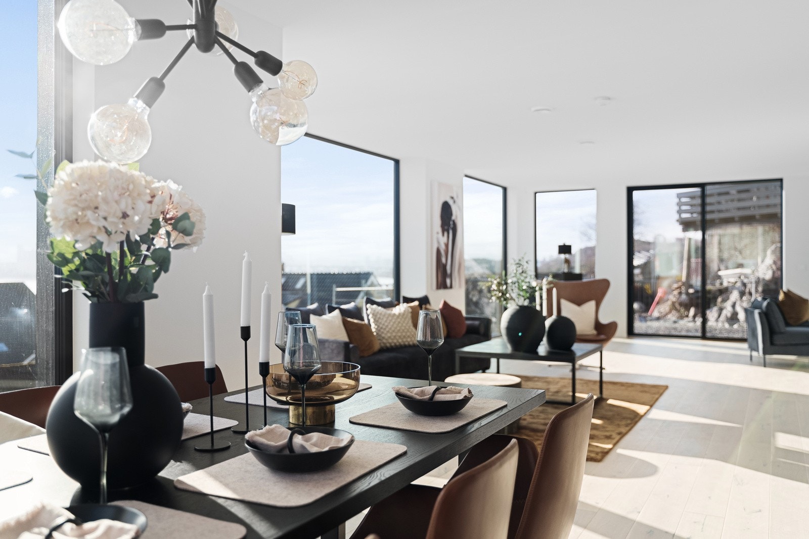 Spisestue. Galleribilde