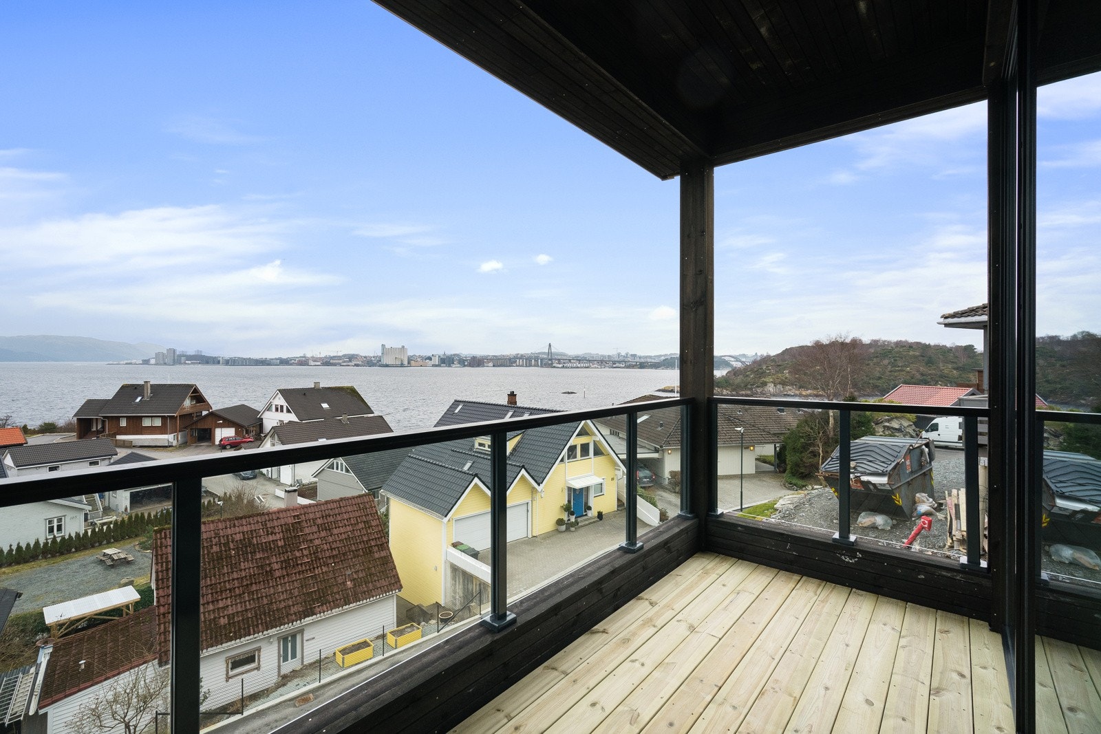 Balkong i tilknytning til hovedsoverommet. Galleribilde