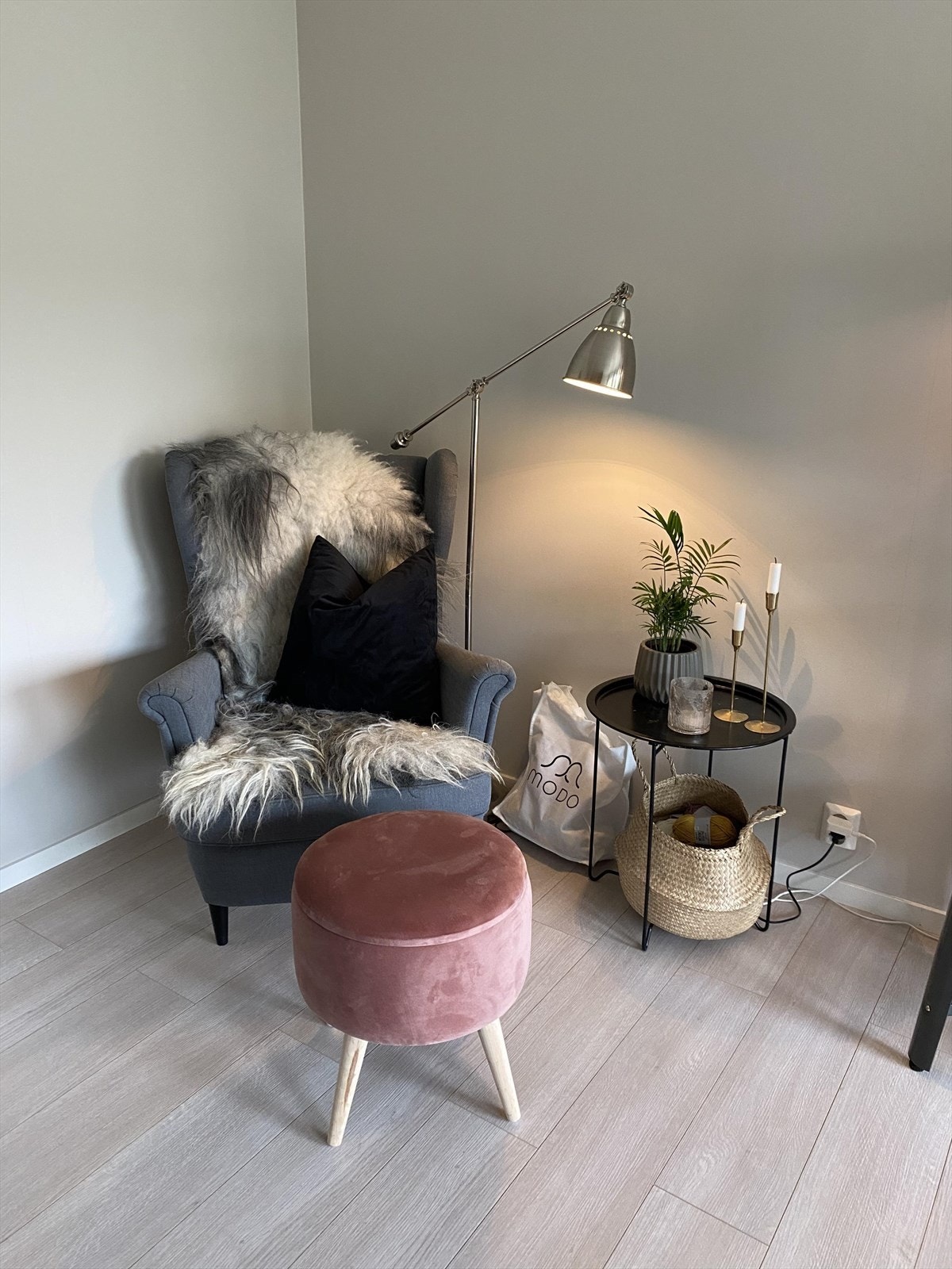 Hele funkisboligen oppvarmes med vannbåren gulvvarme. Galleribilde