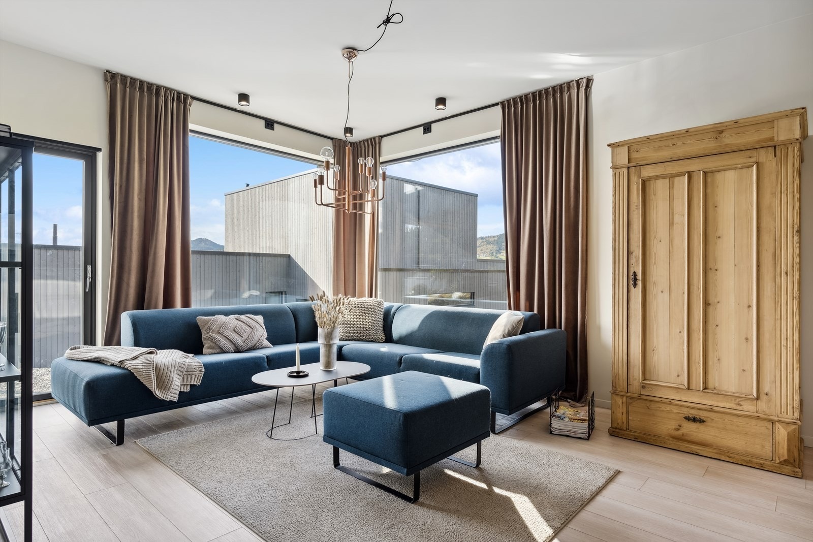 Stuen nede er perfekt hvis man ønsker å trekke seg tilbake for litt egentid med en god bok eller film. Galleribilde