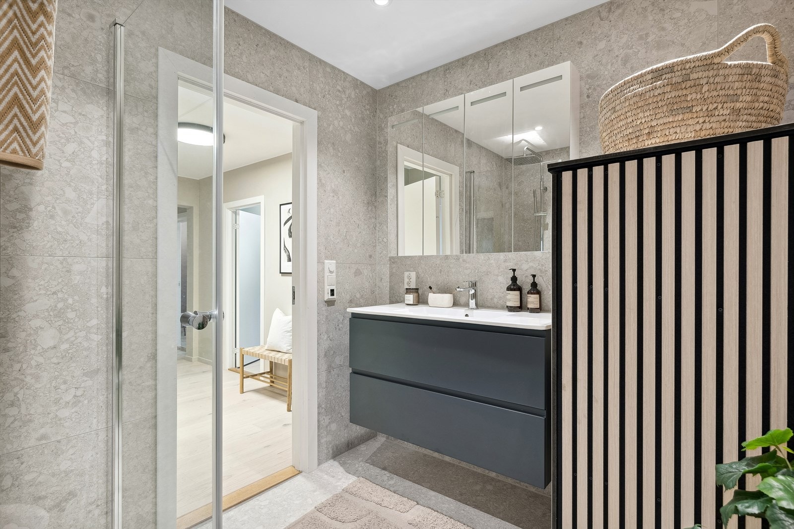 Dette badet har i tillegg opplegg for vaskemaskin Galleribilde