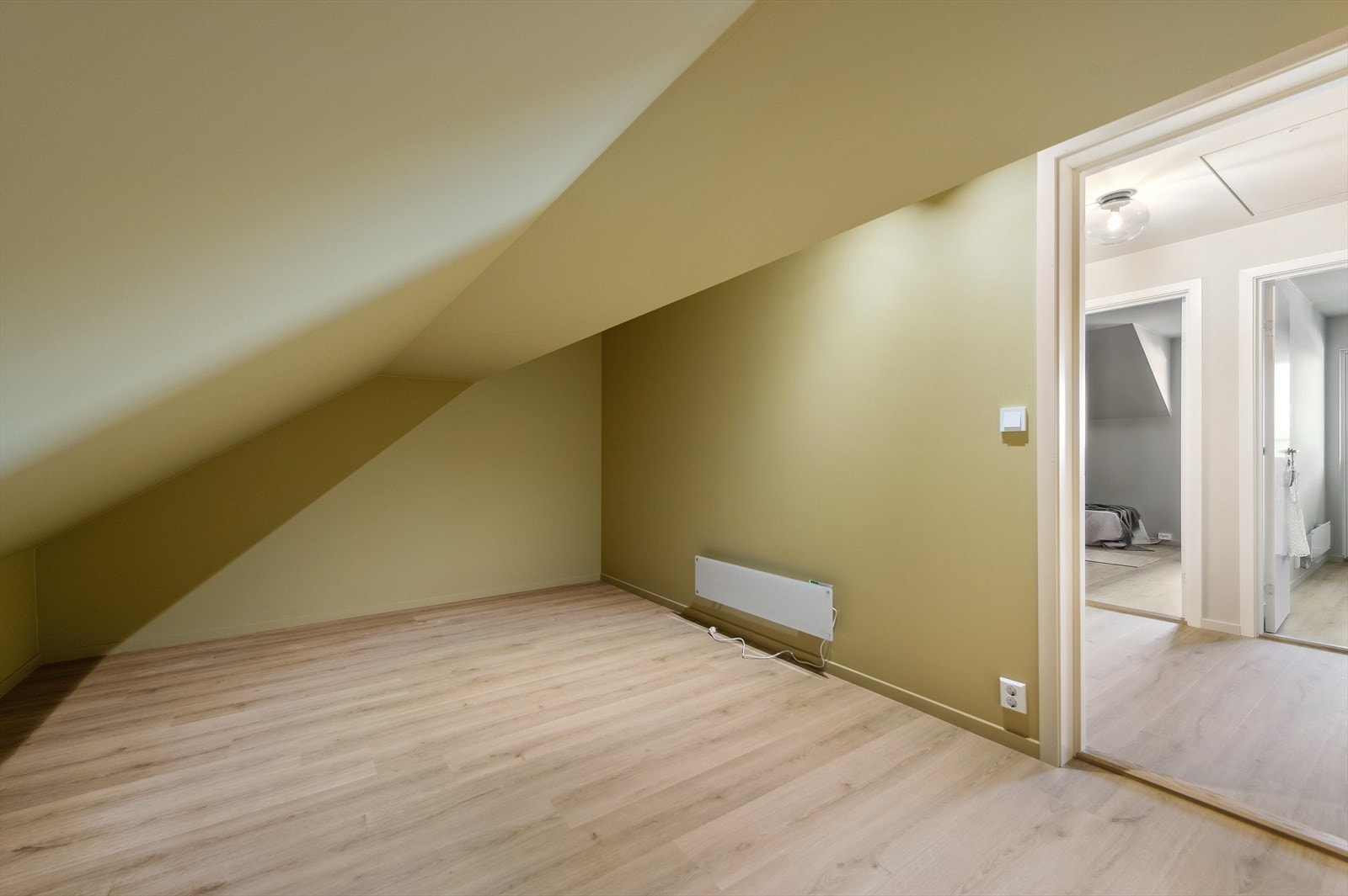 Bod med lagringsplass Galleribilde