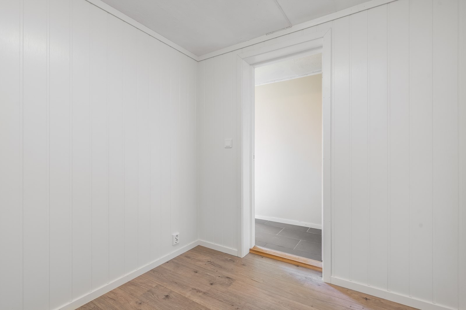 Det er i underetasjen også etablert en romslig bod, med god plass til oppbevaring. Galleribilde