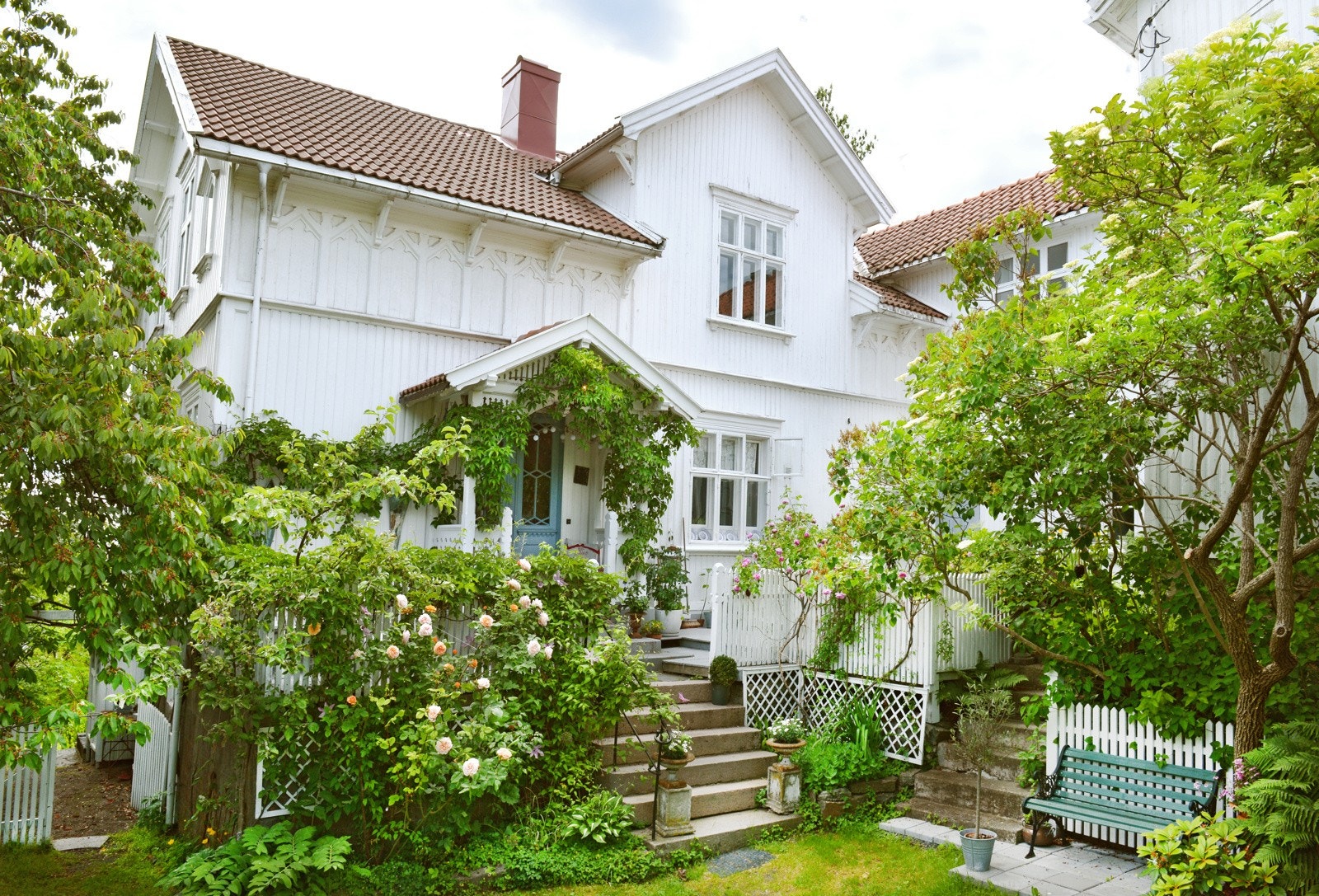 Husets inngangsparti Galleribilde