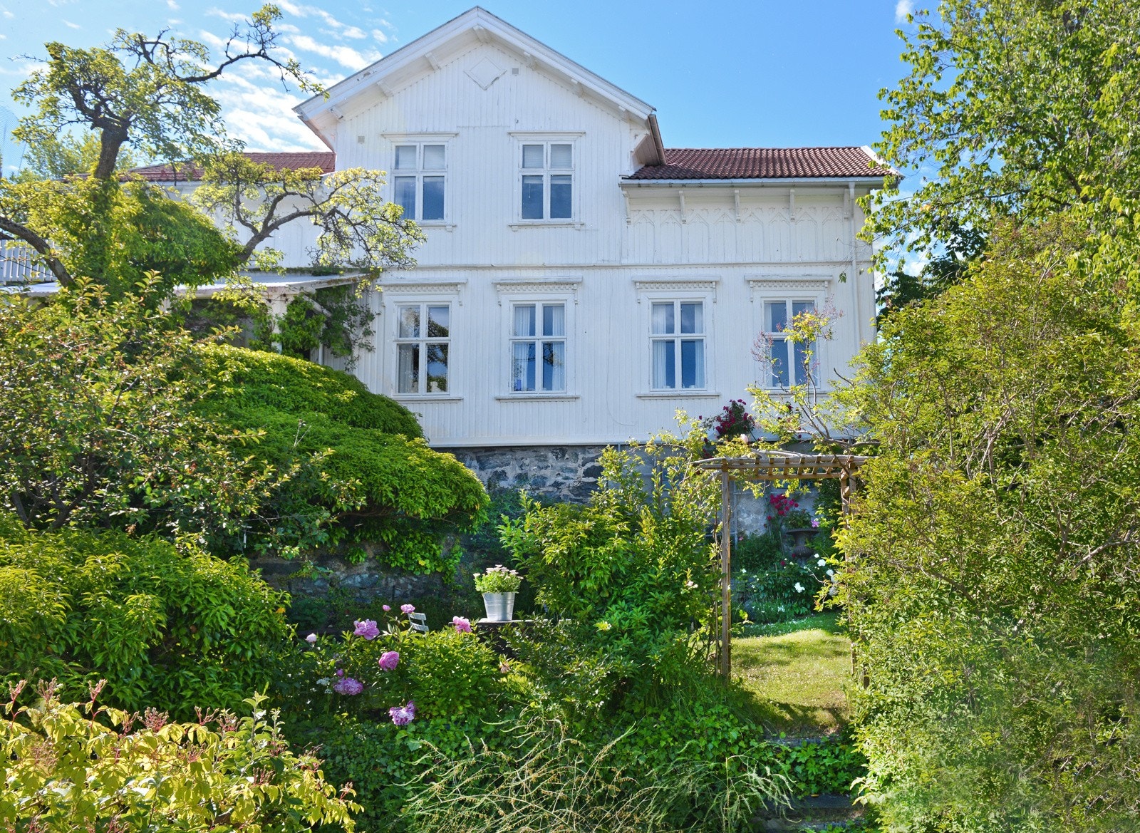 Huset mot sjøsiden Galleribilde