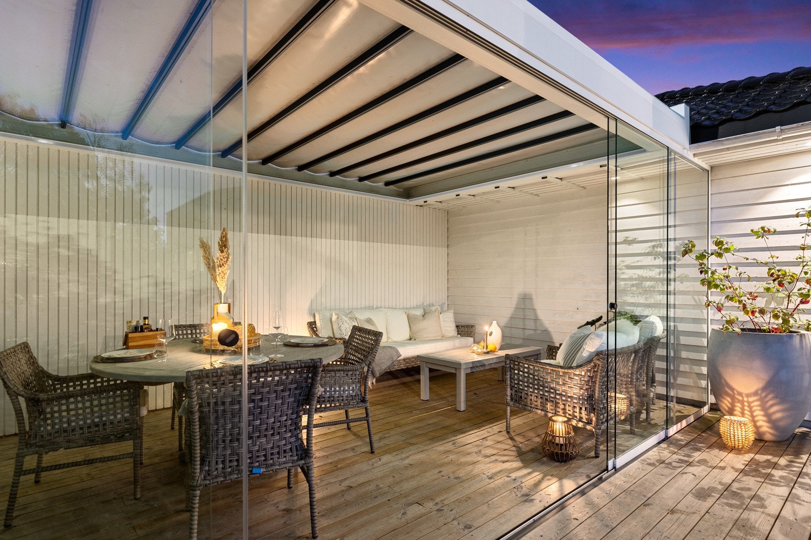 Her kan man innrede med forskjellige utemøblement og flott beplantning. Galleribilde